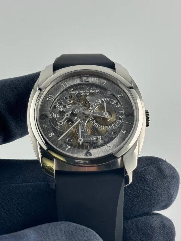 Vacheron Constantin Day-Date and Power-Reserve Self-Winding 85050/000D-9341 3