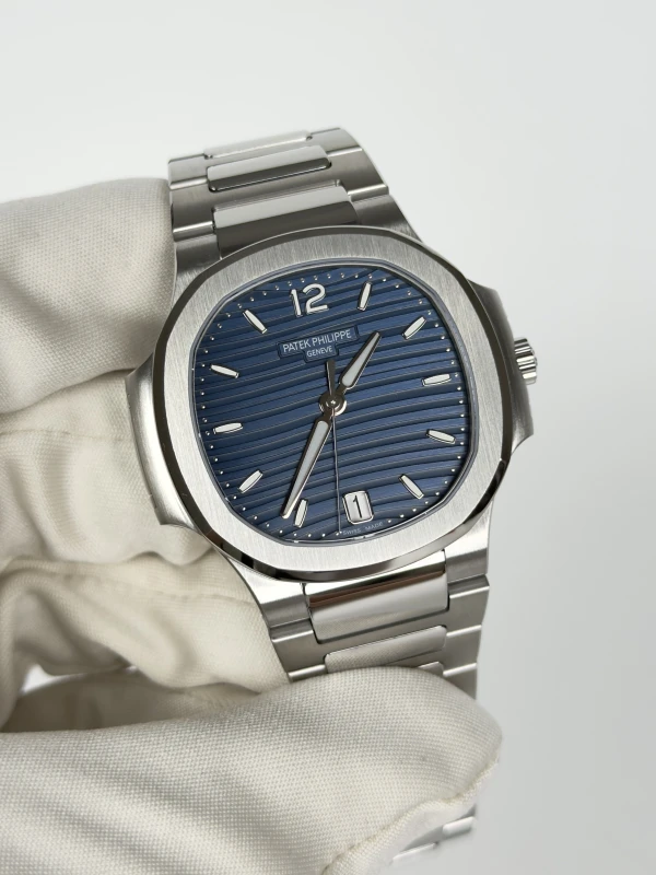 Patek Philippe Lady 7118/1A-001 3