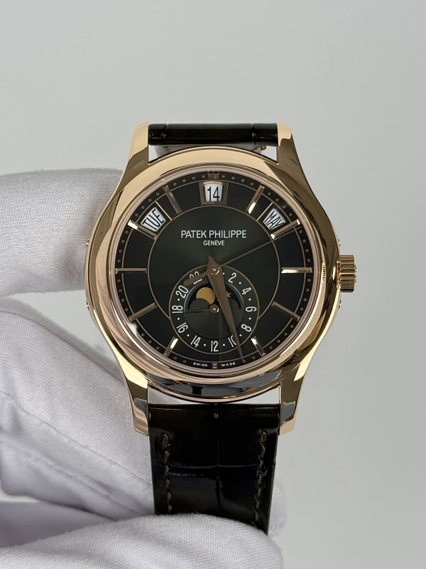 Patek Philippe 5205 5205R-011 2