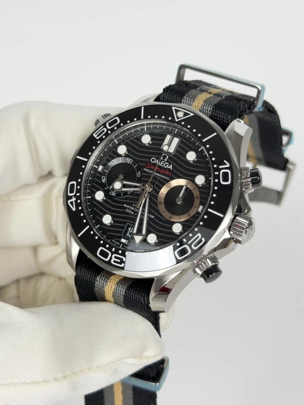 Omega 210.32.44.51.01.002 4