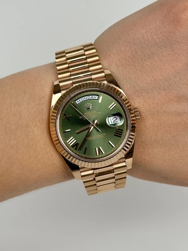 Rolex 40 mm Everose Gold 228235-0025 3