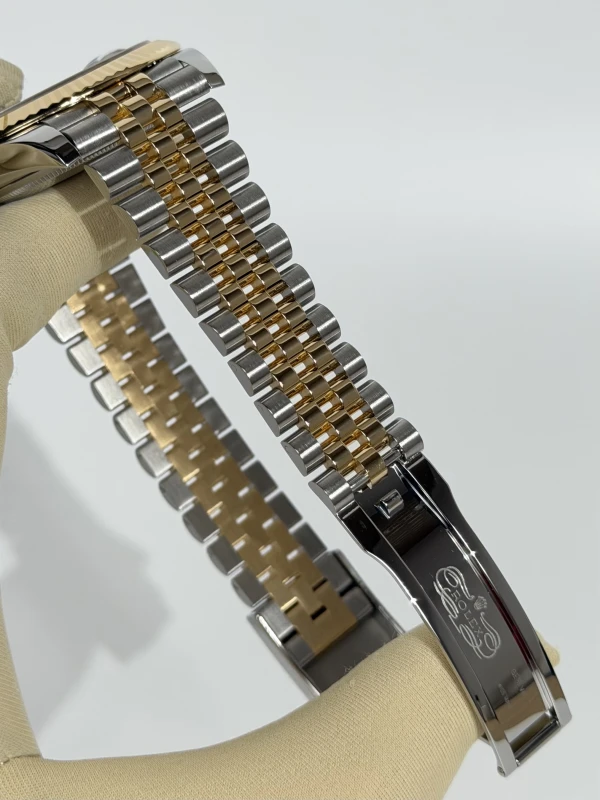 Rolex 41mm Steel and Yellow Gold 126333-0014 4