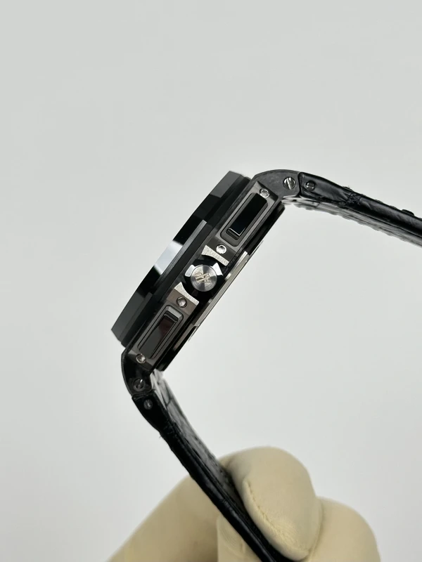 Audemars Piguet Chronograph 44 mm 26400AU.OO.A002CA.01 6