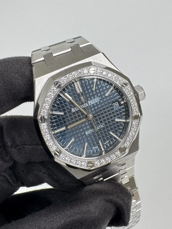 Audemars Piguet Selfwinding 37 mm 15451ST.ZZ.1256ST.03 3