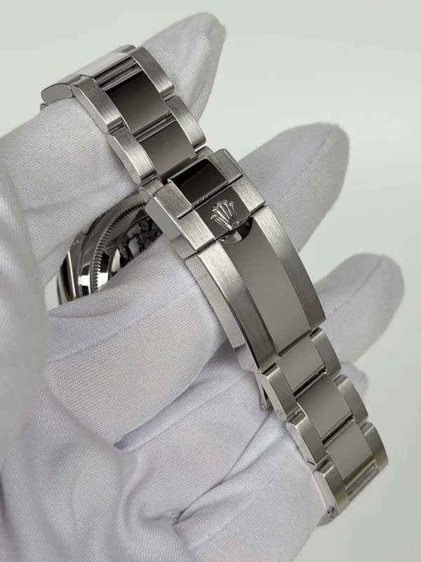 Rolex Cosmograph 40mm Platinum 126506-0001 4