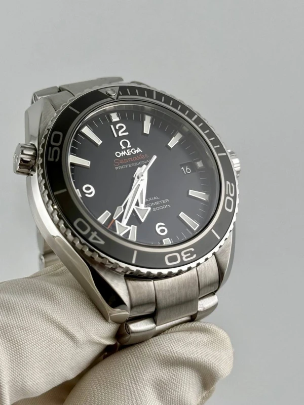 Omega Planet ocean GMT 600m  232.30.42.21.01.001 5