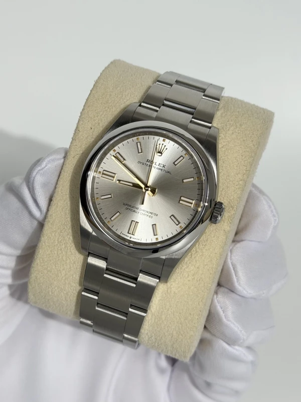Rolex Perpetual 36 126000-0001 3