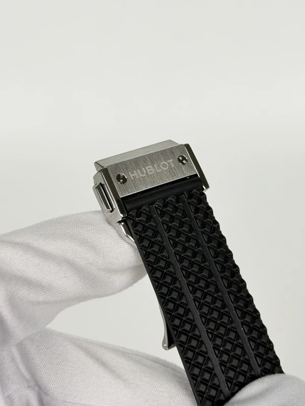 Hublot Caviar Steel Diamonds 346.SX.0870.VR.1204 5