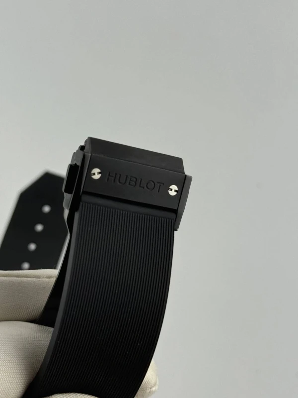 Hublot Chronograph Black Magic  521.CM.1171.RX 8
