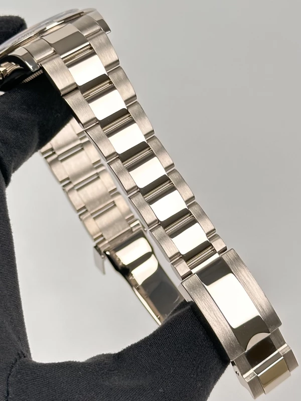 Rolex Cosmograph  40mm White Gold  116509-0055 5