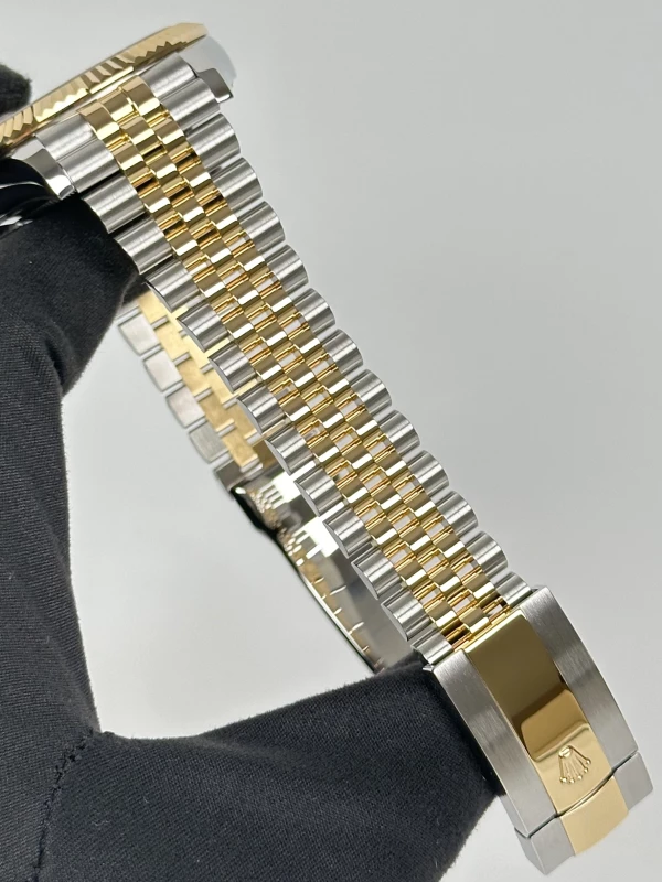 Rolex 42mm Steel and Yellow Gold 326933-0004 5