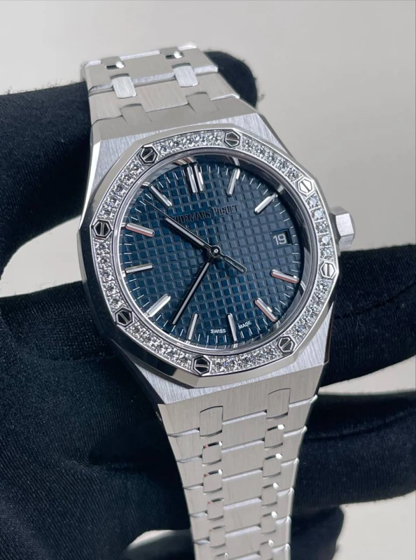 Audemars Piguet Selfwinding 37 mm 15551ST.ZZ.1356ST.05 3