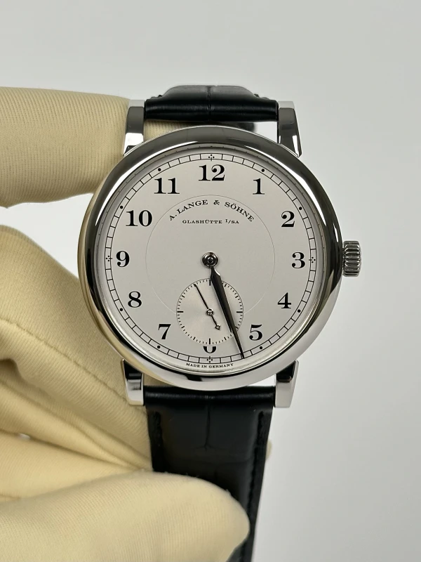A. Lange & Sohne 233.025 2