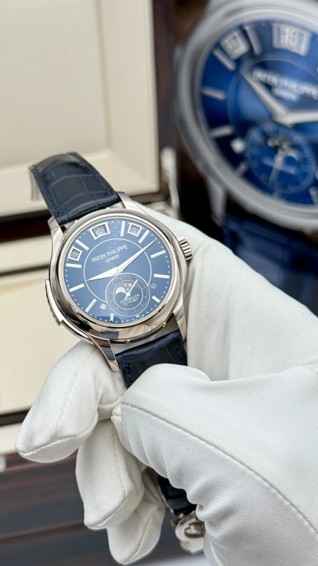 Patek Philippe 5207 5207G-001 2