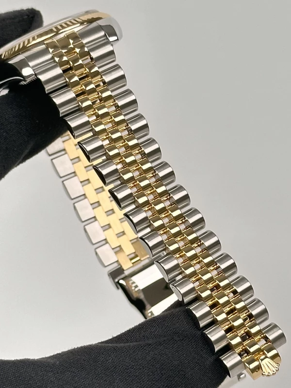 Rolex 36mm Steel and Yellow Gold 116233 sdj 5