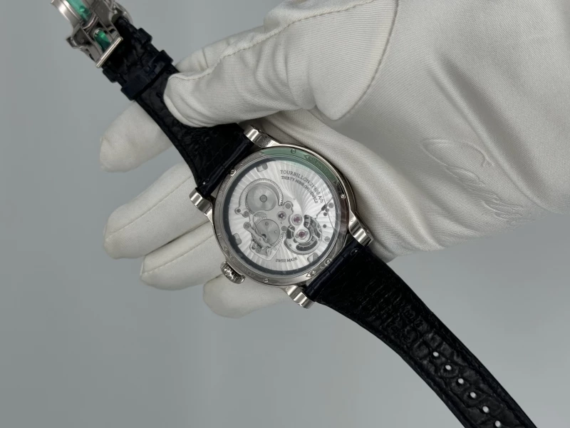 Louis Moinet Extraordinary Pieces Derrick Gaz LM.66.70 5