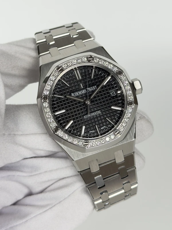 Audemars Piguet Royal Oak Automatic 37mm 15451ST.ZZ.1256ST.01 2