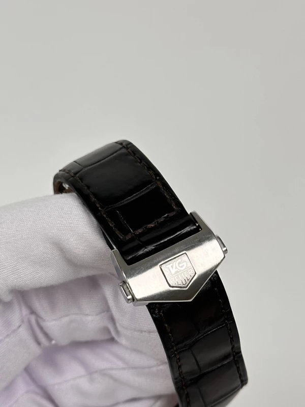 Tag Heuer CAV511E.FC6231 8