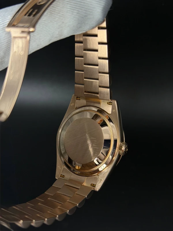 Rolex 36 mm, Everose gold 118205F-0013 3