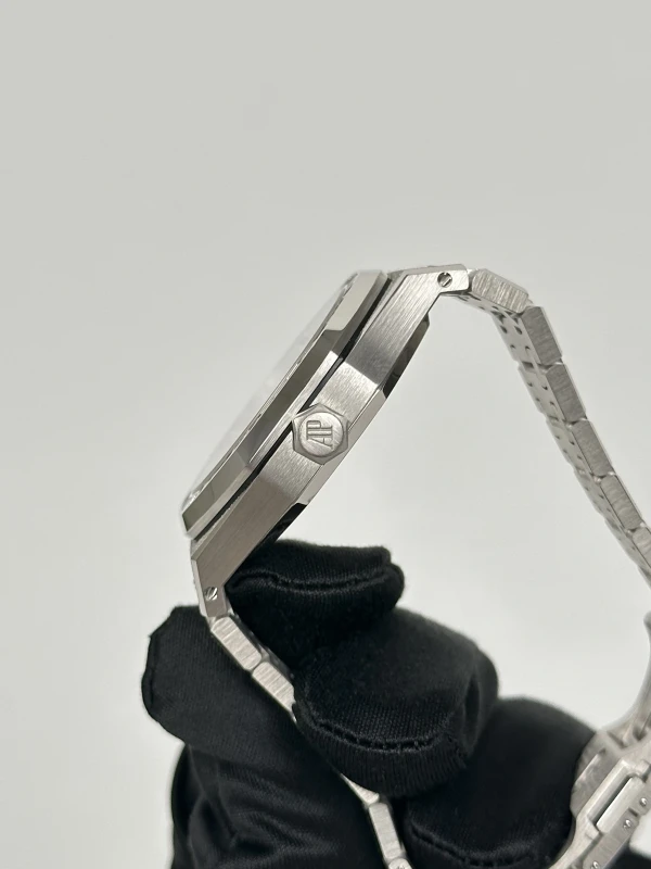 Audemars Piguet Double Balance Wheel Openworked 37 mm 'Frosted' 15468BC.YG.1259BC.01 5