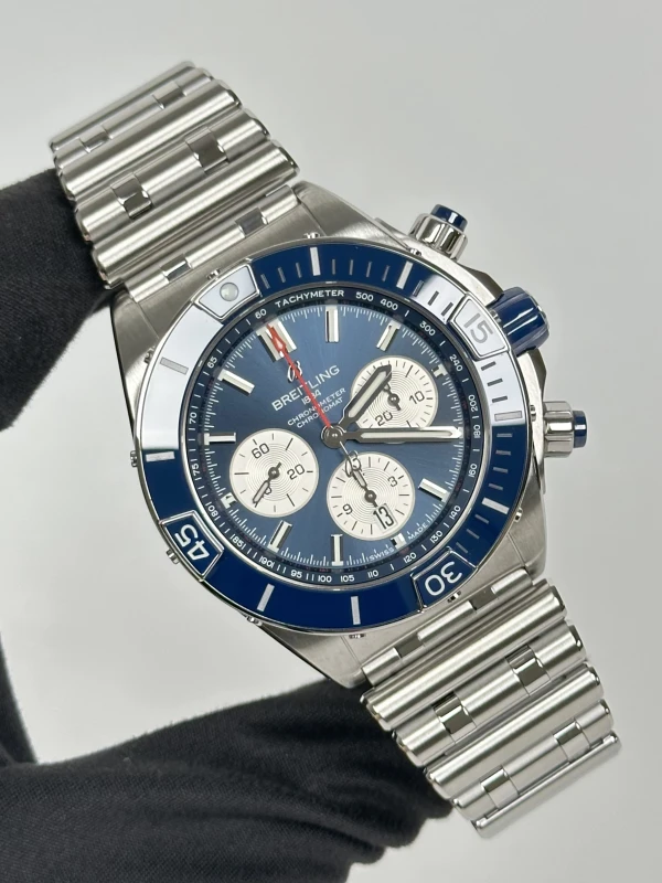 Breitling B01 44 AB0136161C1A1 2