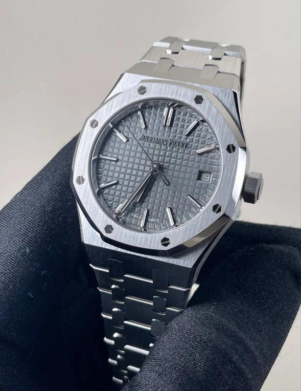 Audemars Piguet Royal Oak Selfwinding 37 mm 15550ST.OO.1356ST.07 2