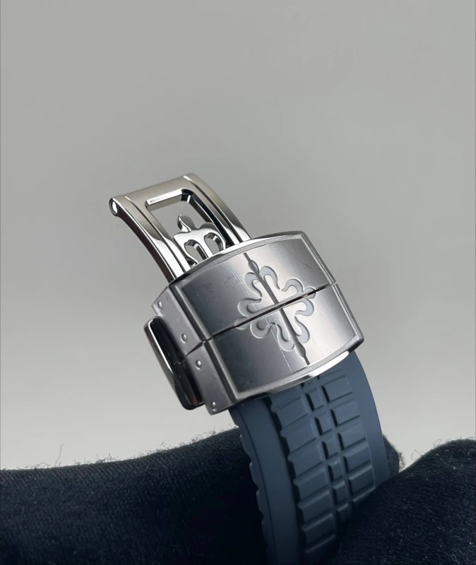 Patek Philippe 5164G-001 7