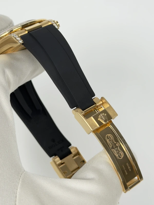 Rolex Cosmograph 126518FIX 4
