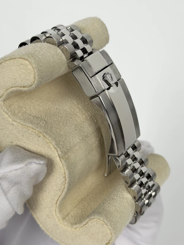 Rolex 40mm Steel 126720vtnr-0002 4