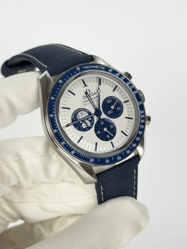 Omega Anniversary Series  Co‑Axial Master Chronometer Chronograph 42 mm - “Silver Snoopy Award” 310.32.42.50.02.001 2