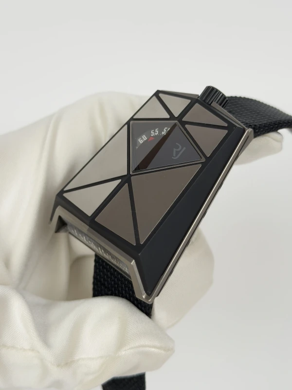 Romain Jerome Spacecraft  RJ.M.AU.SC.001.01 4