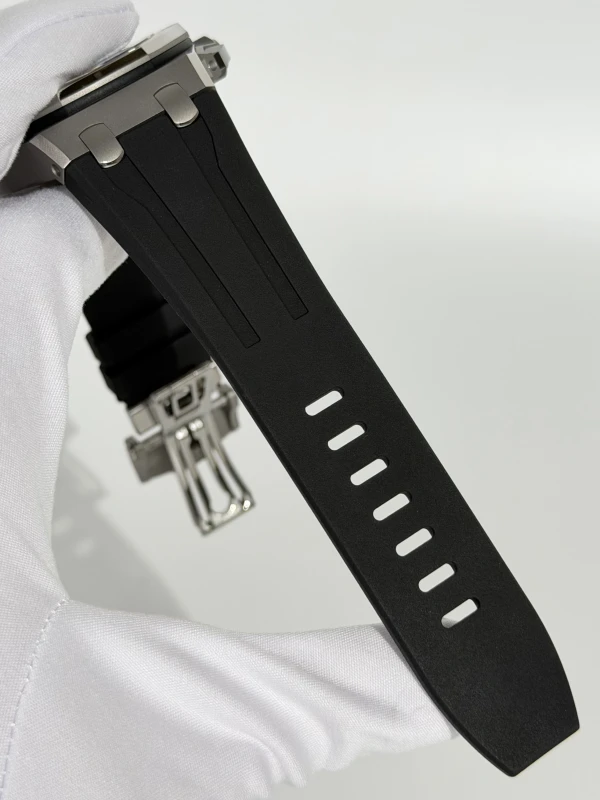 Audemars Piguet Selfwinding Tourbillon Chronograph 26622TI.GG.D002CA.01 5