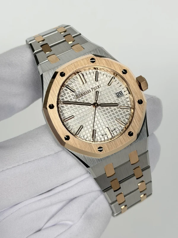 Audemars Piguet Royal Oak Selfwinding 37 mm 15550SR.OO.1356SR.02 2