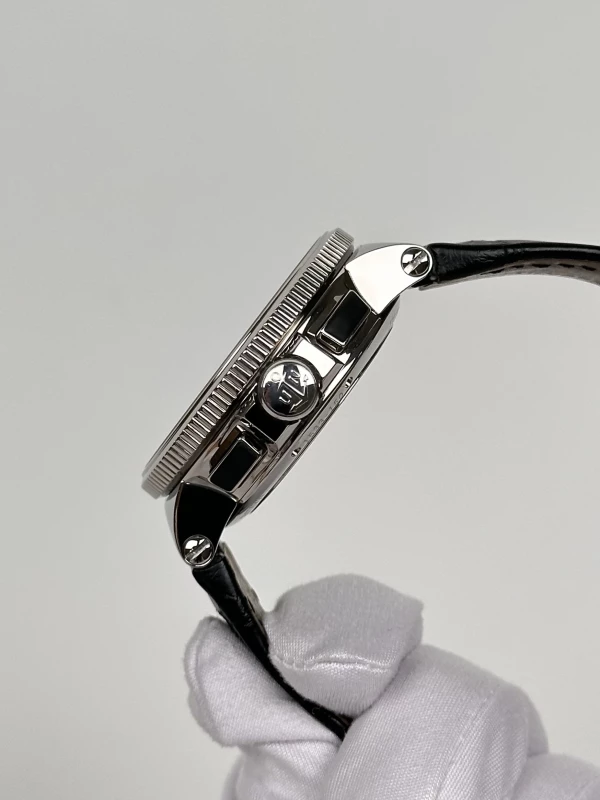 Ulysse Nardin Chronograph 1533-150/40 6