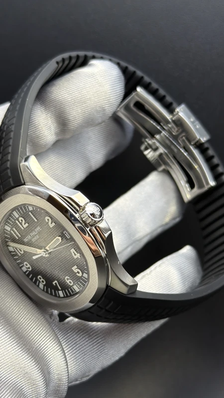 Patek Philippe 5167 5167A-001 3