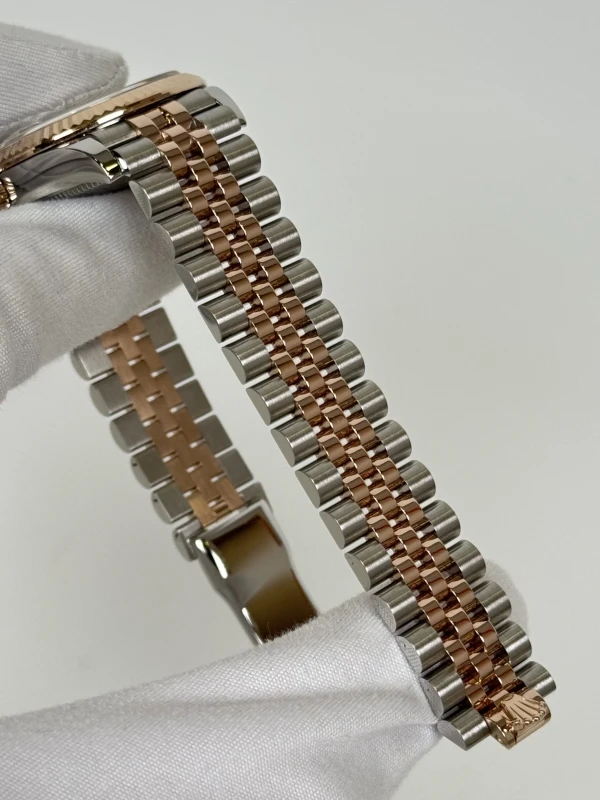 Rolex Datejust 31mm Steel and Everose Gold 278271-0032 3