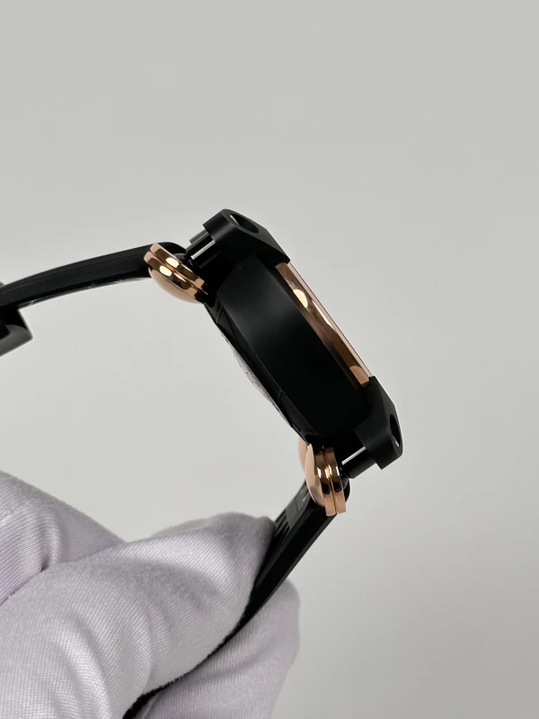 Romain Jerome Invader Chronograph RJ.M.CH.IN.004.02 5