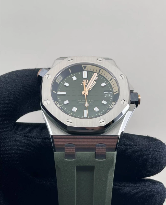Audemars Piguet Diver 15720ST.OO.A052CA.01 5
