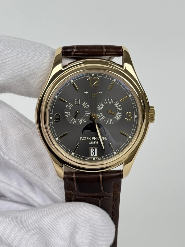 Patek Philippe 5146 5146J-010 2