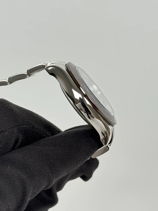 Rolex Cosmograph 40mm Platinum  116506-0001 3