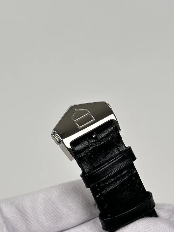 Tag Heuer WAW1313.FC6247 8