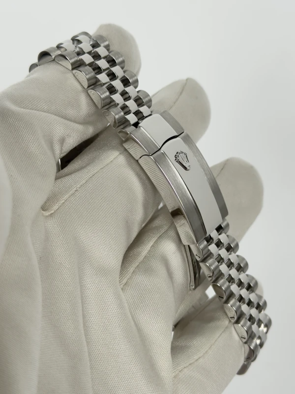 Rolex 36 mm Steel 126234-0015 3