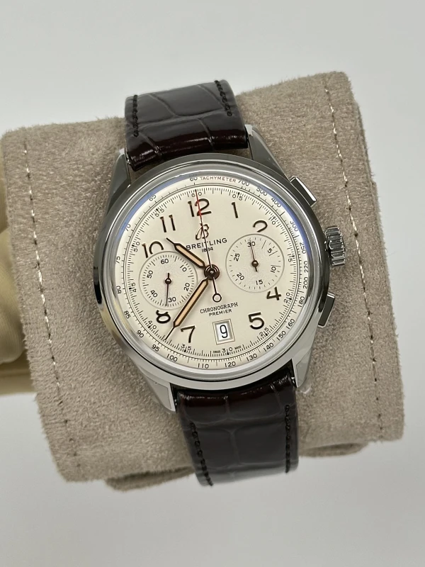 Breitling CHRONOGRAPH AB0145211G1P1 3