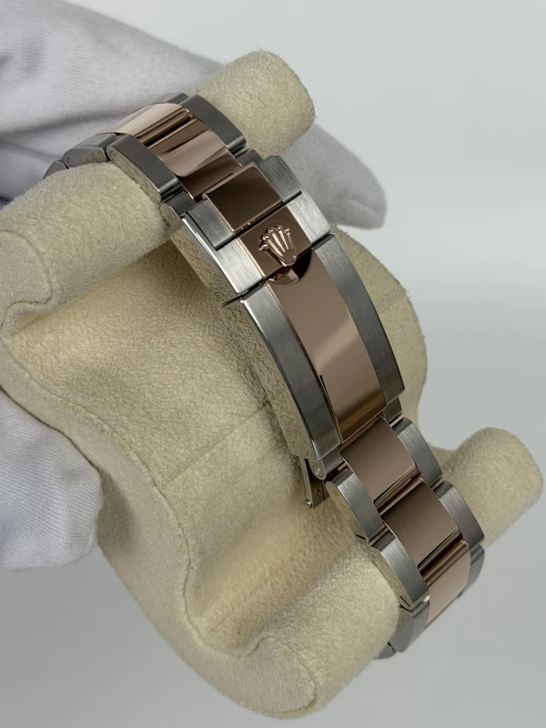 Rolex 40 mm, Oystersteel and Everose gold 126711CHNR-0002 4