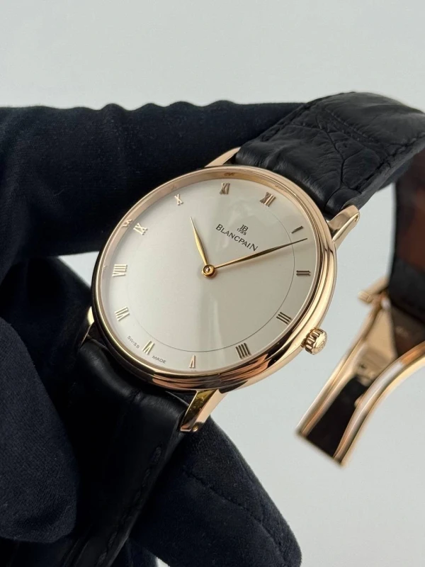 Blancpain Ultra-Slim Automatic 40mm 4053-3642-55B 3