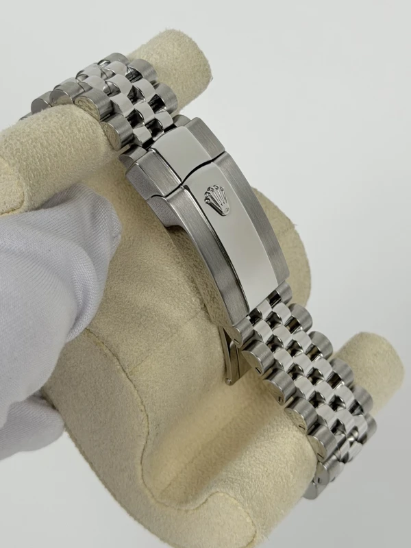 Rolex 41 mm, steel and white gold 126334-0004 4