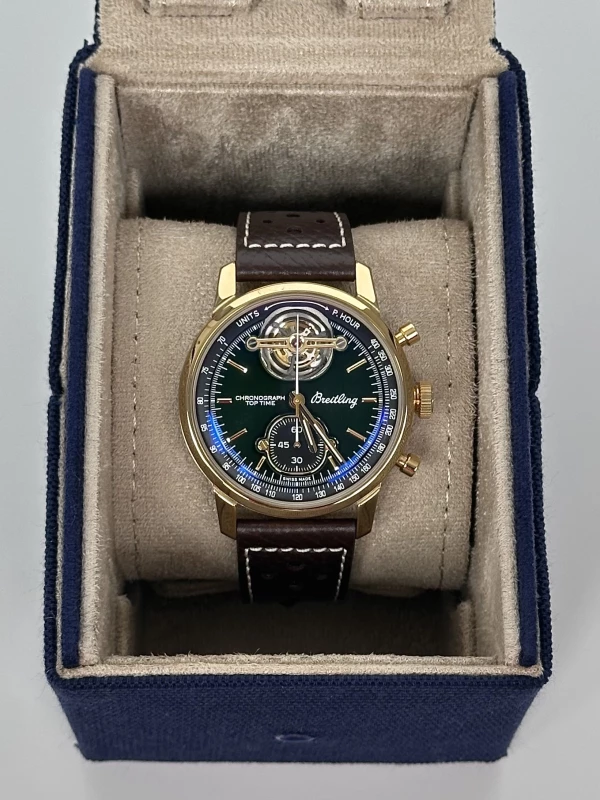 Breitling B21 FORD MUSTANG NB21251A1L1X1 5