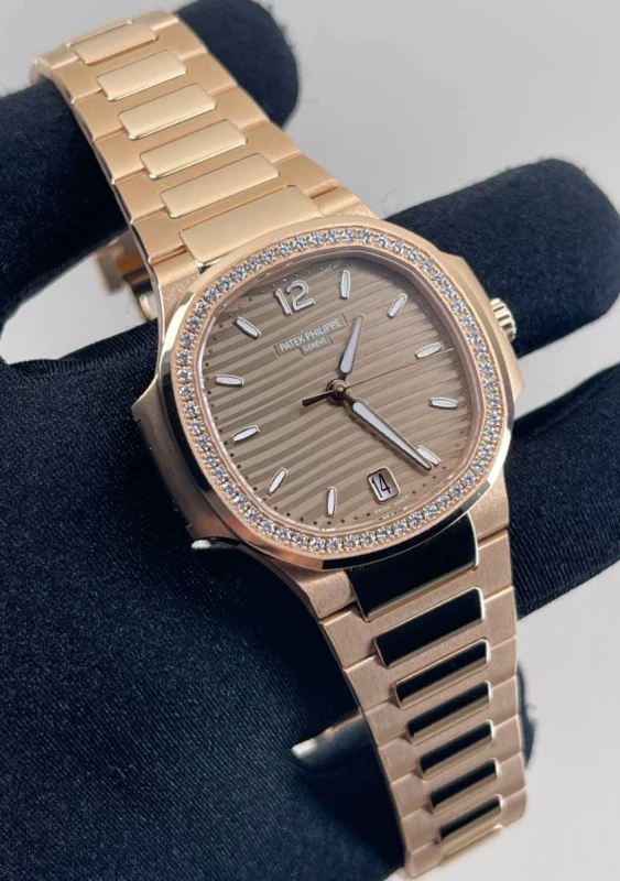 Patek Philippe Lady 7118/1200R-010 3