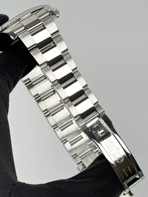 Rolex II 41mm Steel and White Gold 116334 White 6