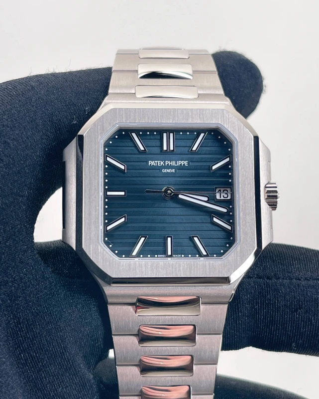 Patek Philippe 7128/1G-001 5